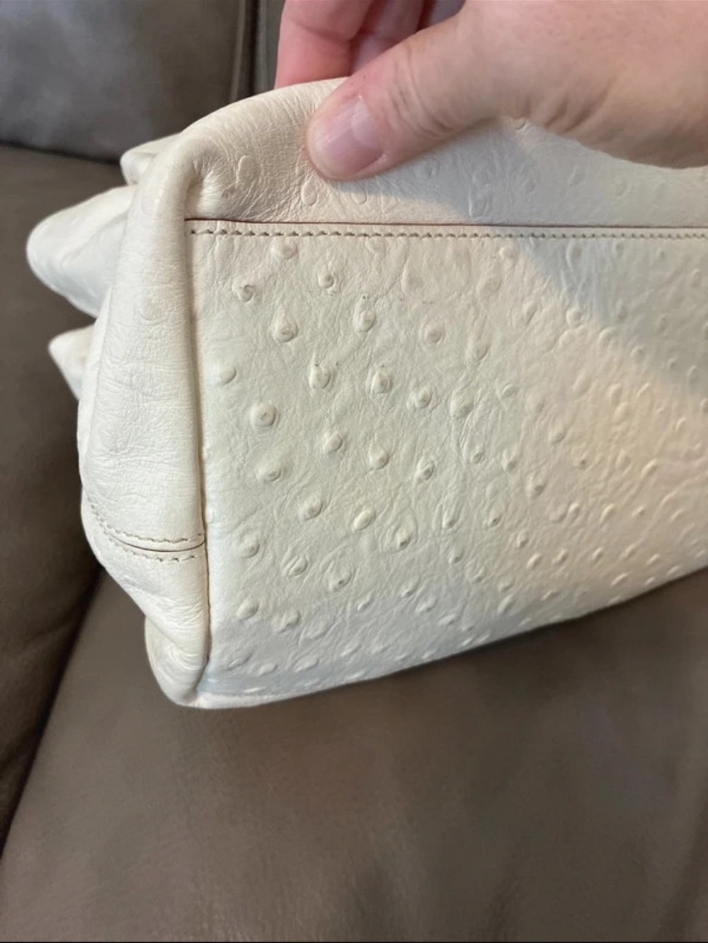Kate Spade Stevie Hobo Bexley Embossed
Ostrich Leather Color Clotted Cream - Picture 2 of 13